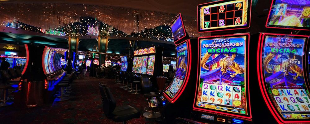Why Certain Casino Games Keep Players Engaged